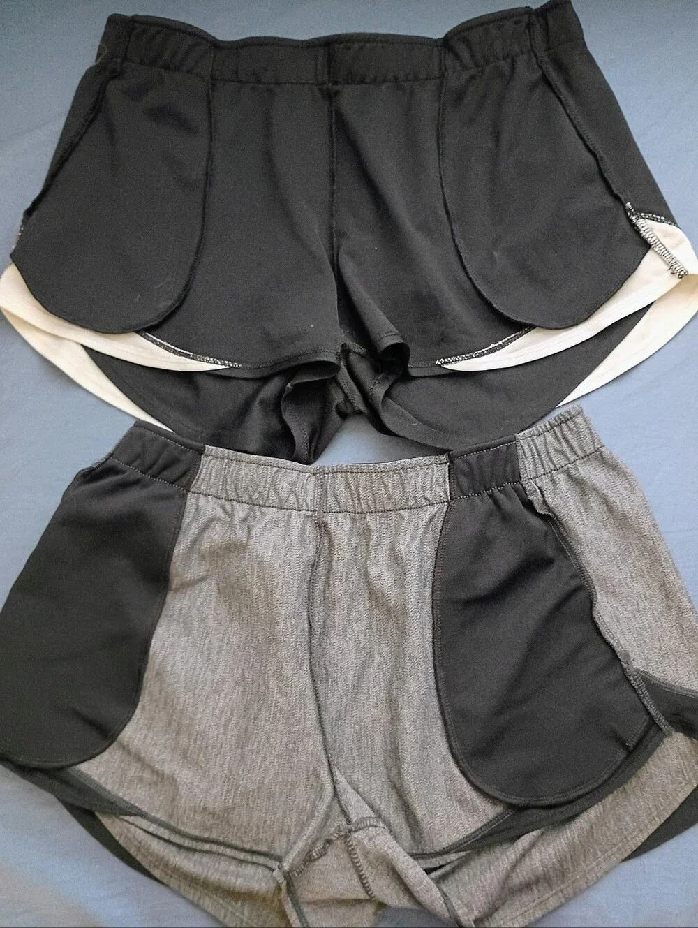 4 Under Armour/Nike Size M